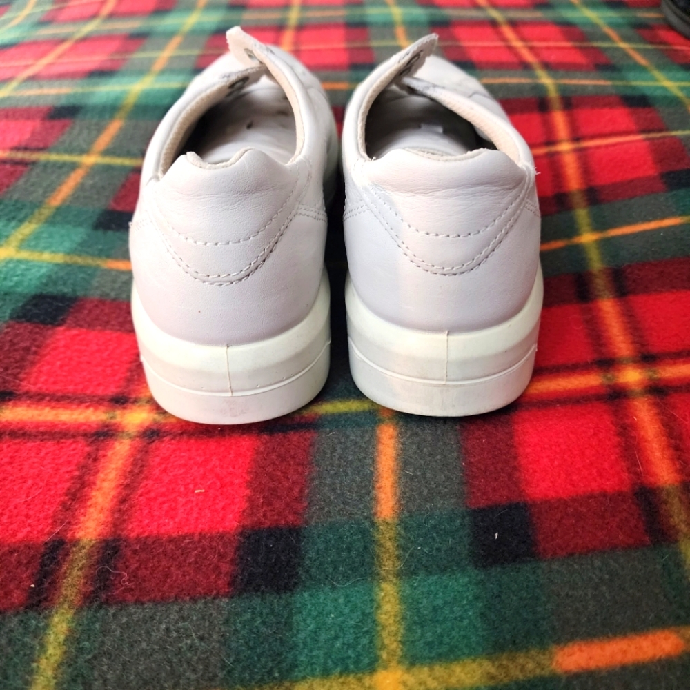 Sz. 8½ Ecco Soft 9